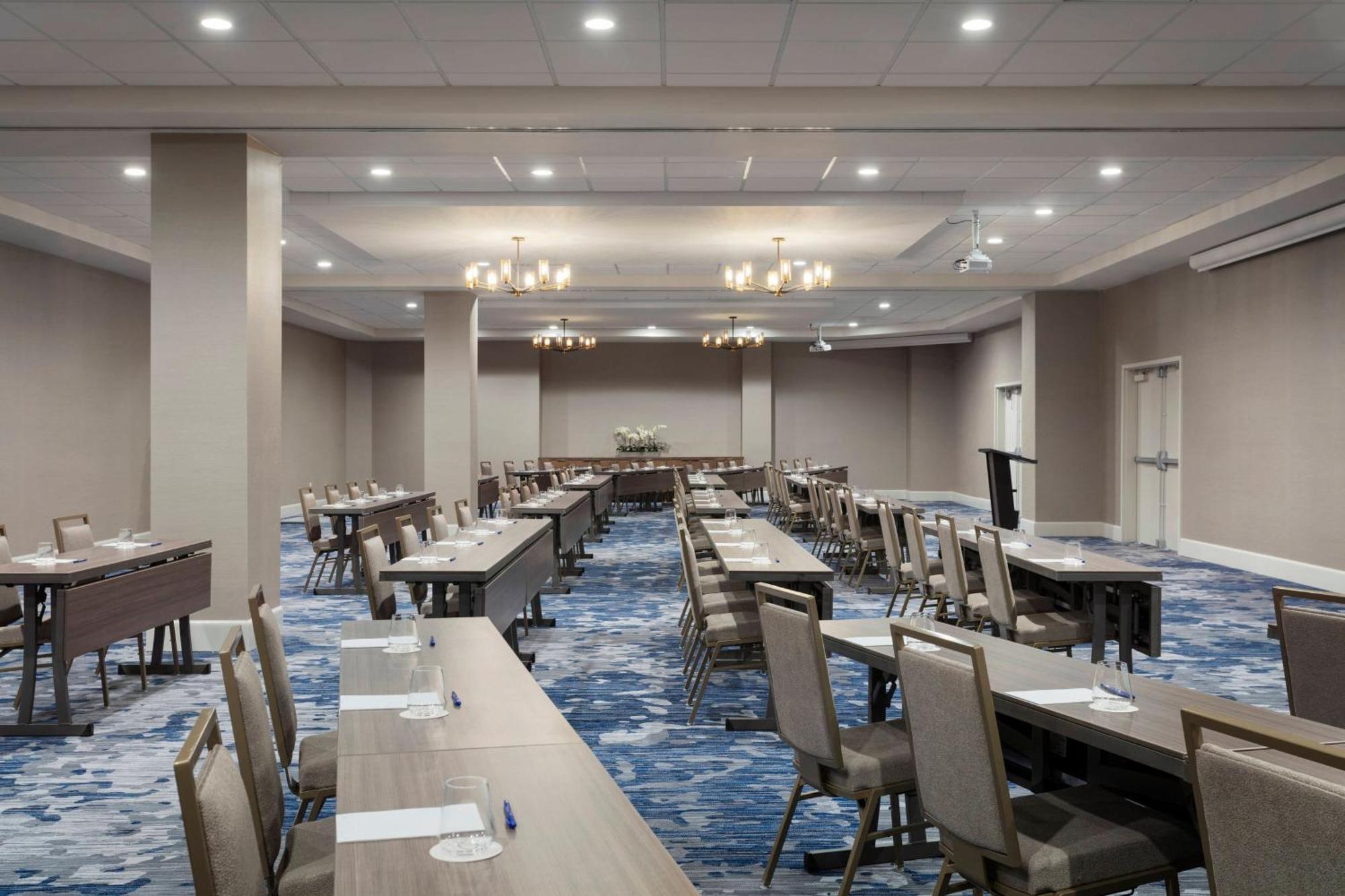Delta Hotels By Marriott Virginia Beach Waterfront Dış mekan fotoğraf
